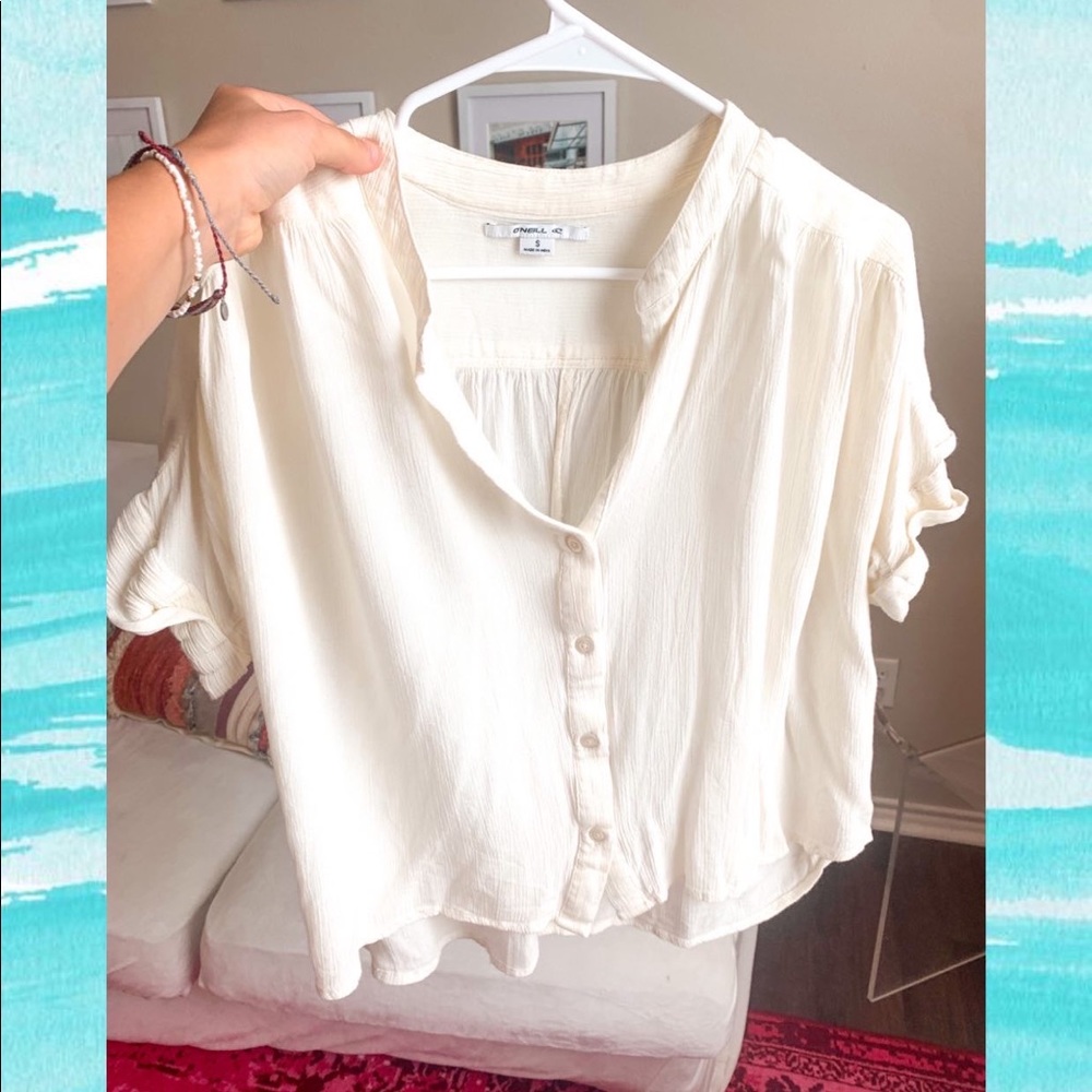 O’Neill white top